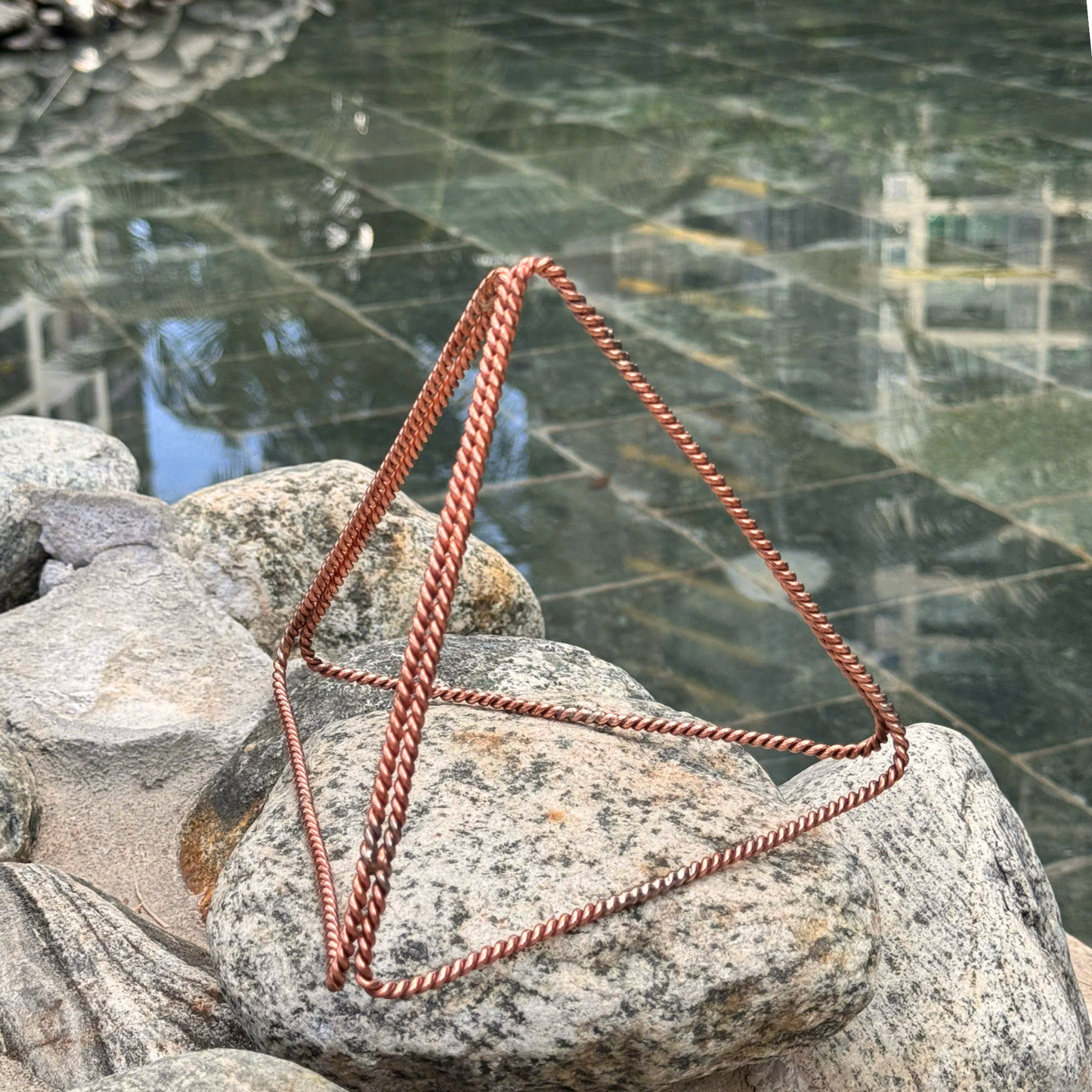 188 MHz Frequency Copper Pyramid – 15cm for Meditation, Water Energizing