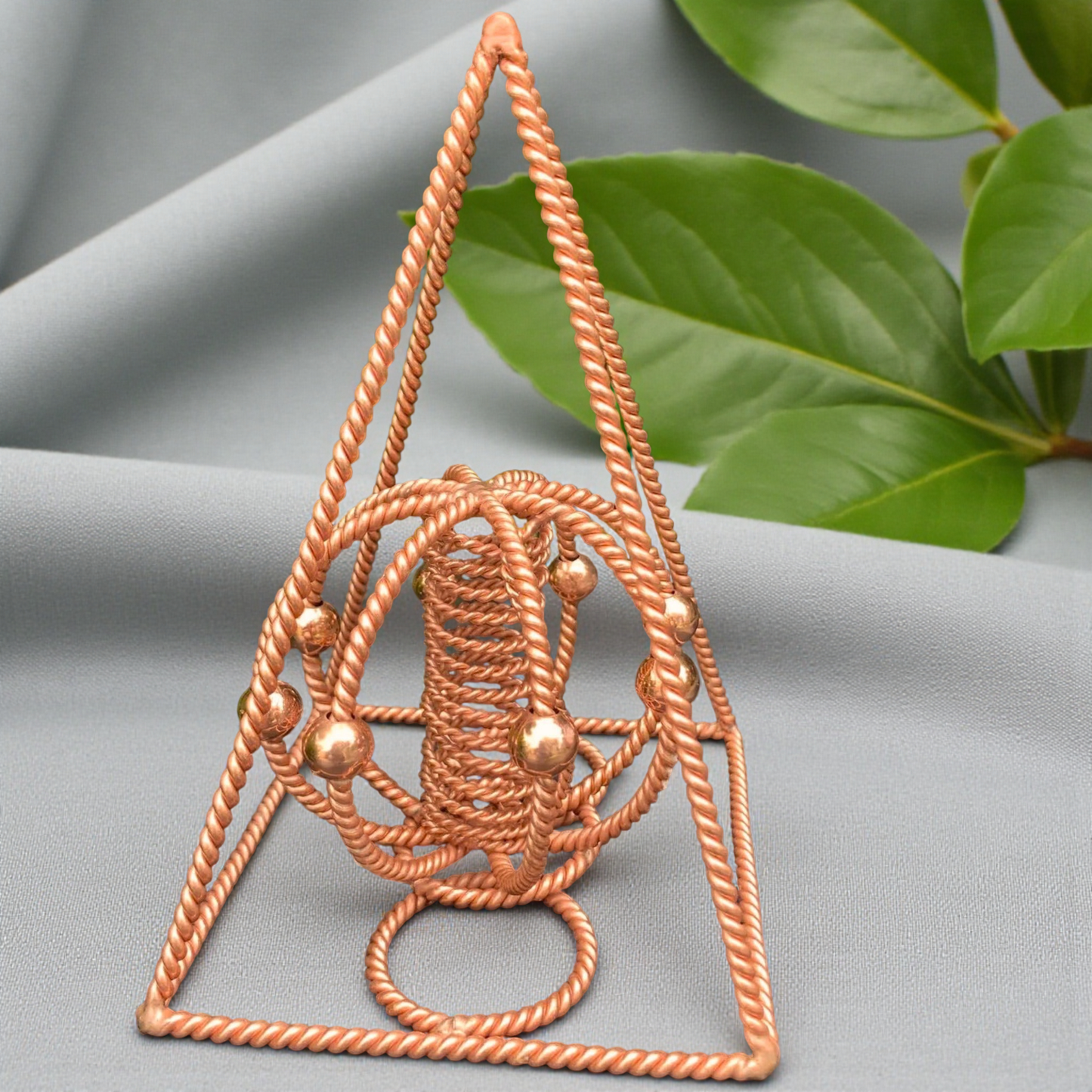 Auric Nubian Tensor Pyramid | 99% Pure Copper