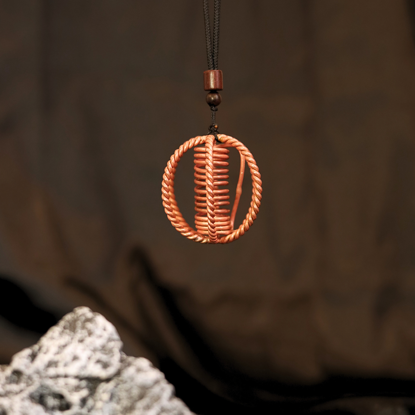 Tensor Harmonizer Pendant – Pure Copper Energy Sphere (4.5x4 cm)