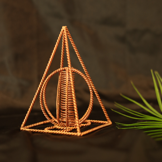 Nubian Copper Pyramid with 144 MHz Tensor Harmonizer – 10 cm