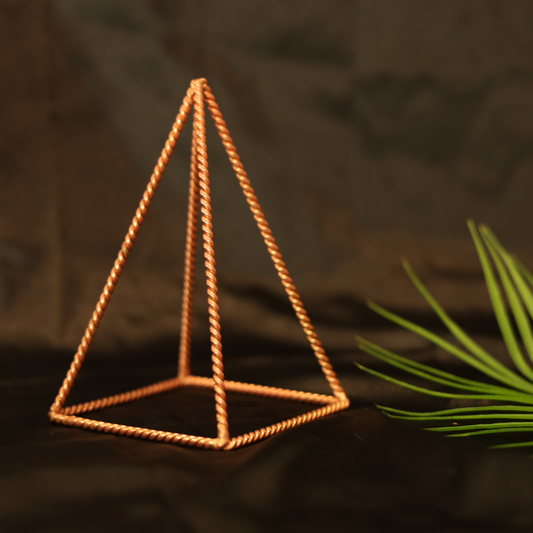 Tensor Copper Pyramid – 99% Pure Copper Energy Tool (10x6 cm) for Meditation