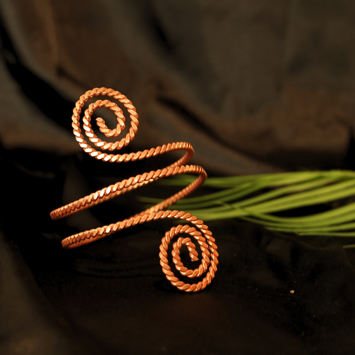Spiral Tensor Copper Bracelet – 432 MHz