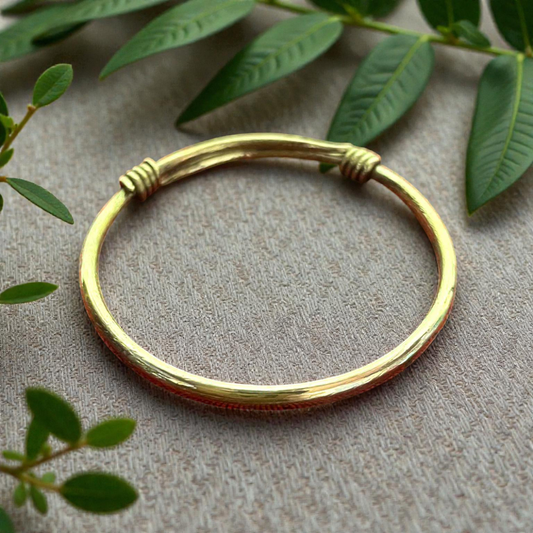 Handcrafted Gold Thunderstrike Bracelet in Ethnic Style for Kids