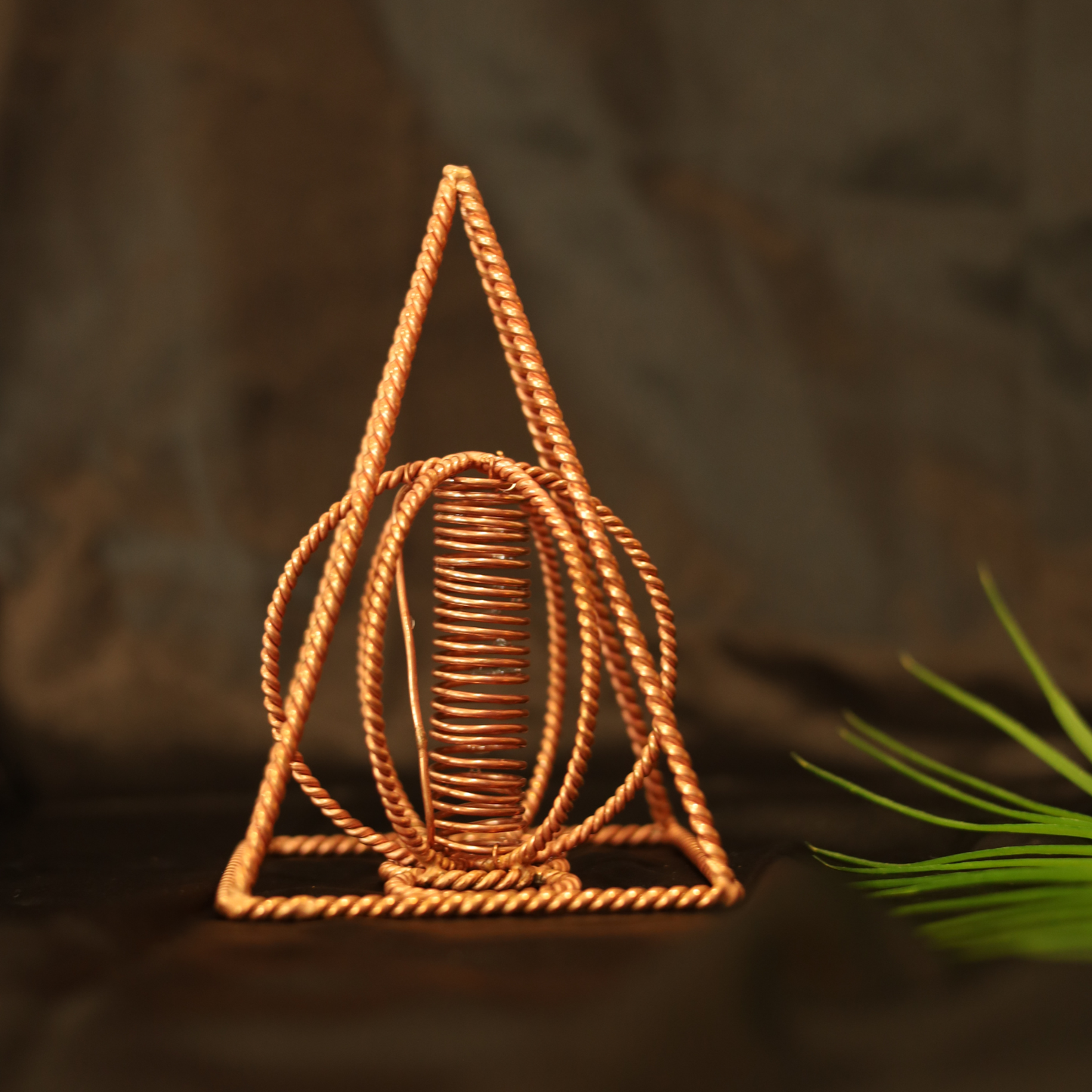 Nubian Copper Pyramid with 144 MHz Tensor Harmonizer – 10 cm