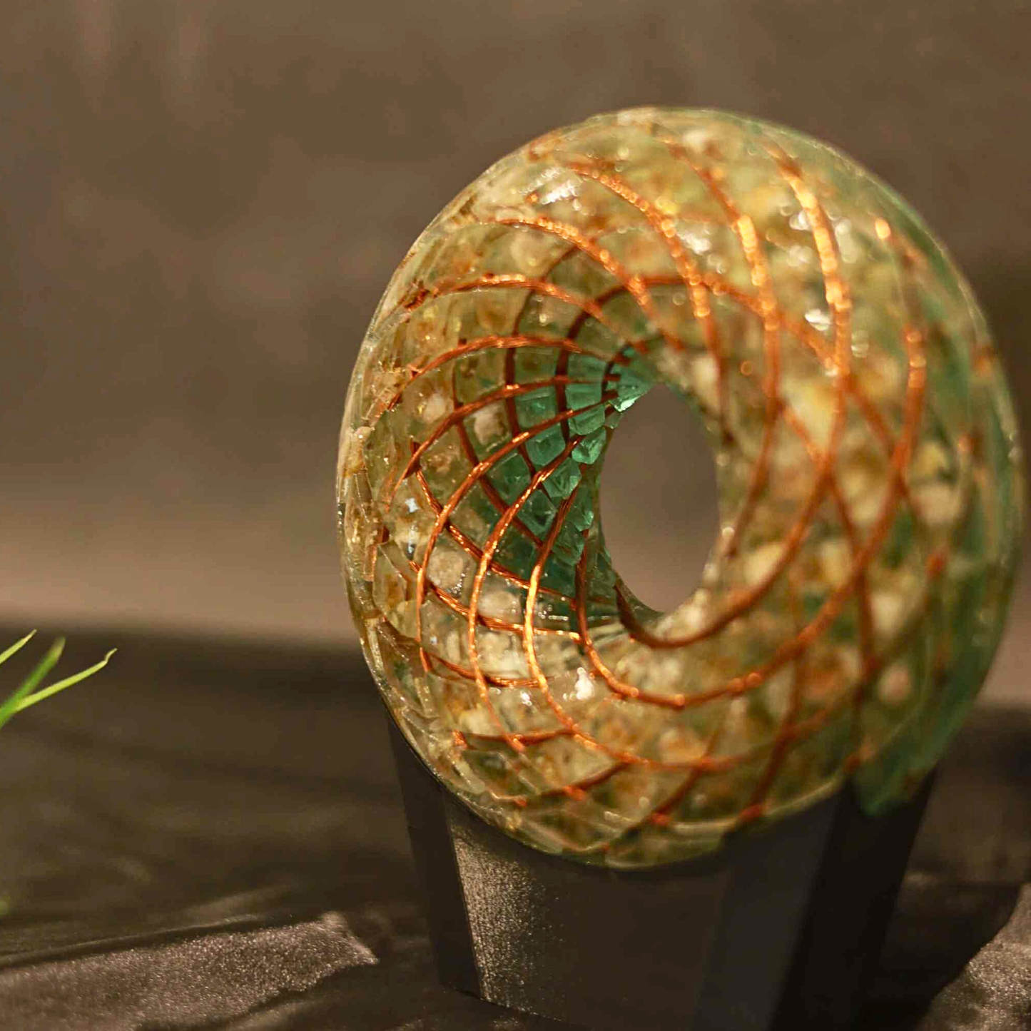 Torus Rodin Coil with 432 MHz Frequency - Green Copper Wire, White Quartz, Yellow Quartz, Resin Orgone Donut